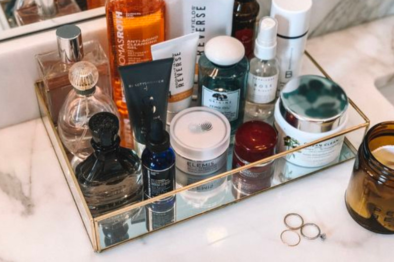 8-cong-dung-tay-da-chet-giup-thay-doi-lan-da